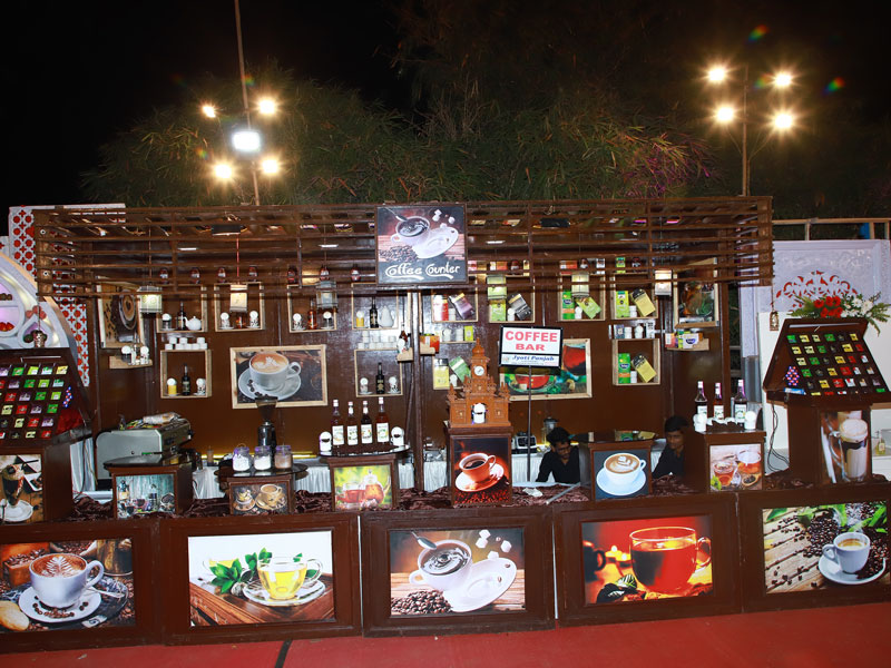 Jyoti Punjab Caterers provides services to small party needs to marriage functions or corporate parties 